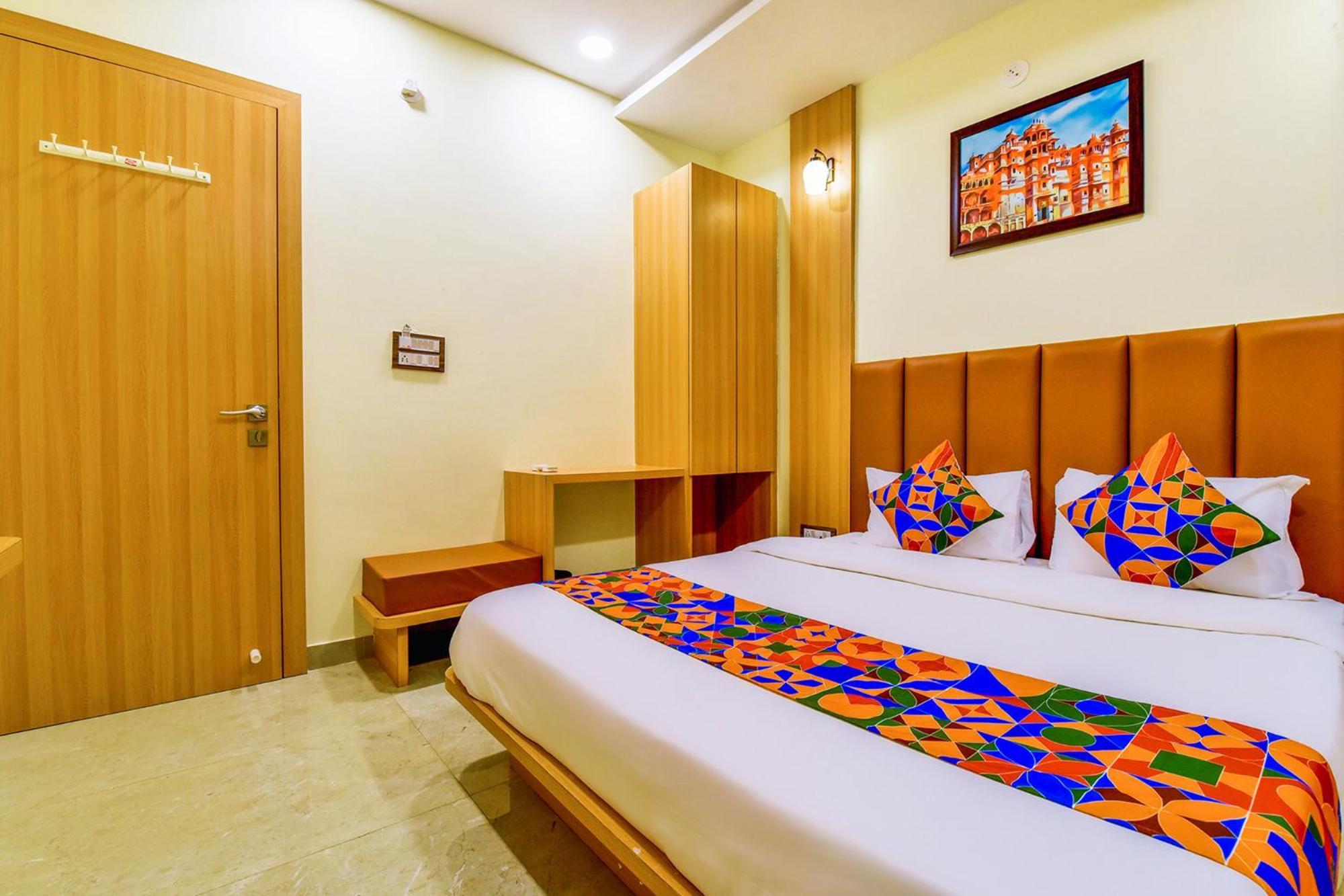 Fabexpress Mewar Shine Hotel Udaipur Kültér fotó